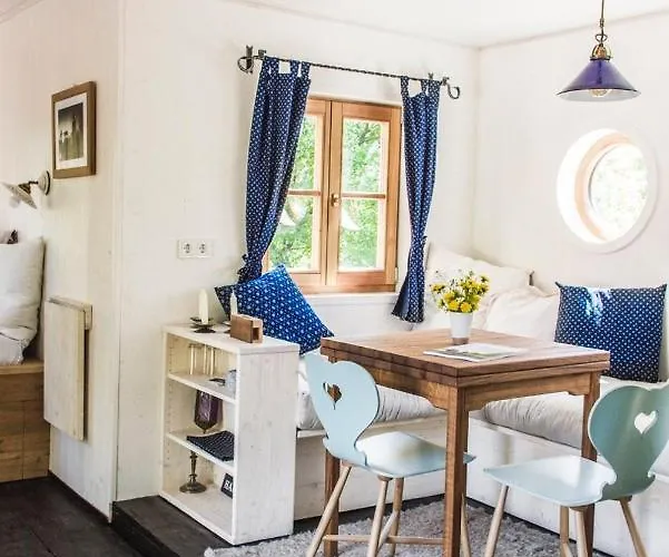 Wohnwagon Tiny Houses Ii * Gutenstein