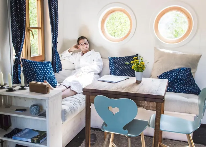 ホテル Wohnwagon Tiny Houses Ii *