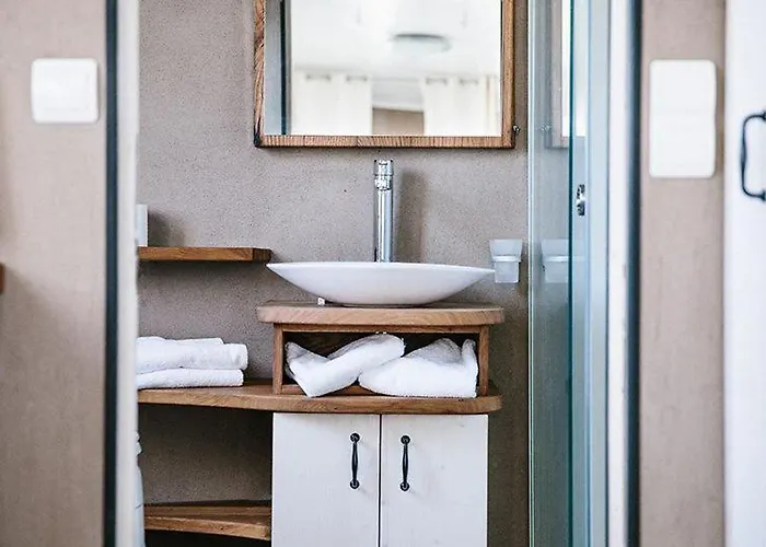 Wohnwagon Tiny Houses Ii ホテル *